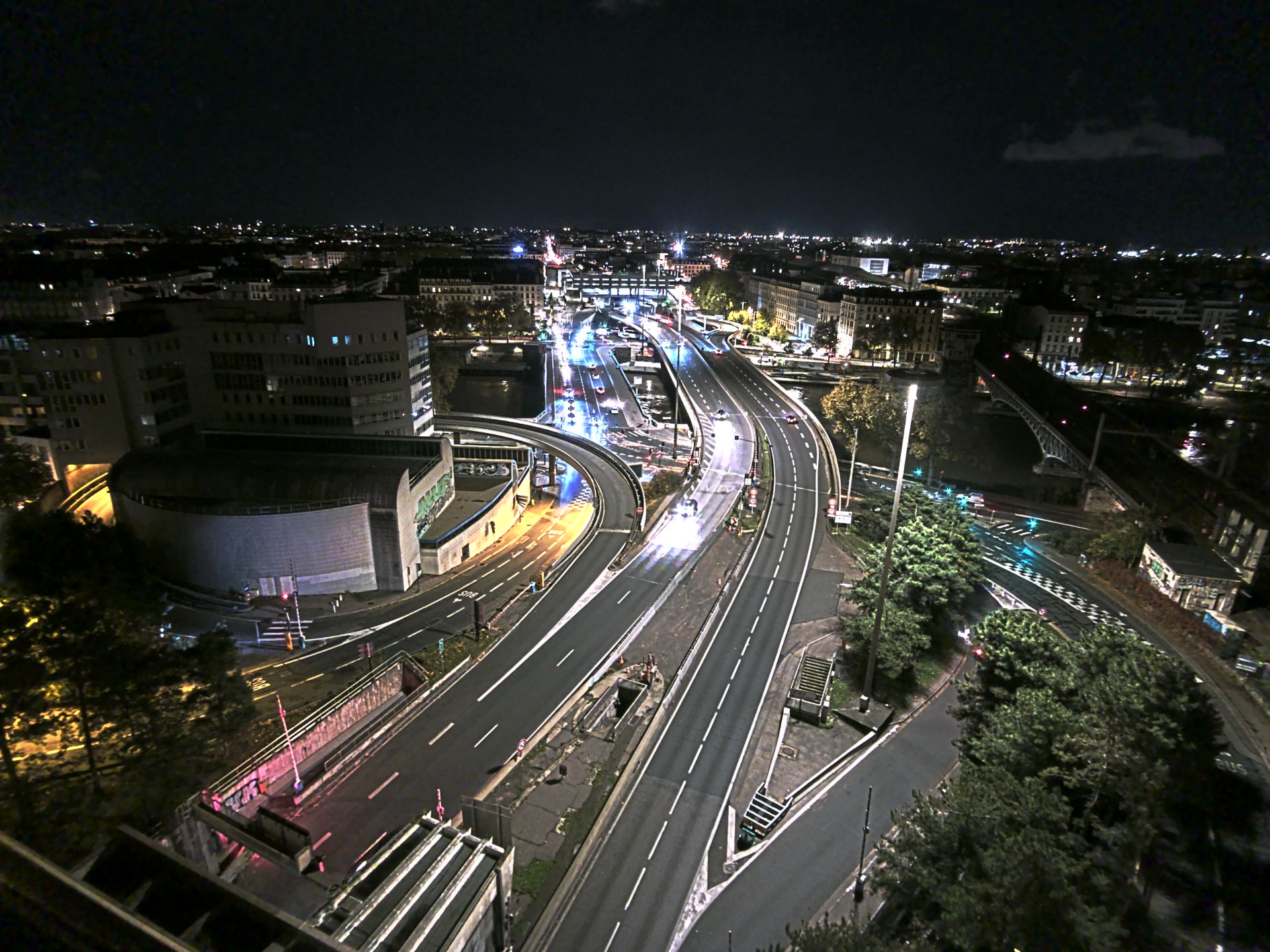 Caméra autoroute à Lyon Perrache à l'entrée Sud du Tunnel sous Fourvière, en direction de Marseille