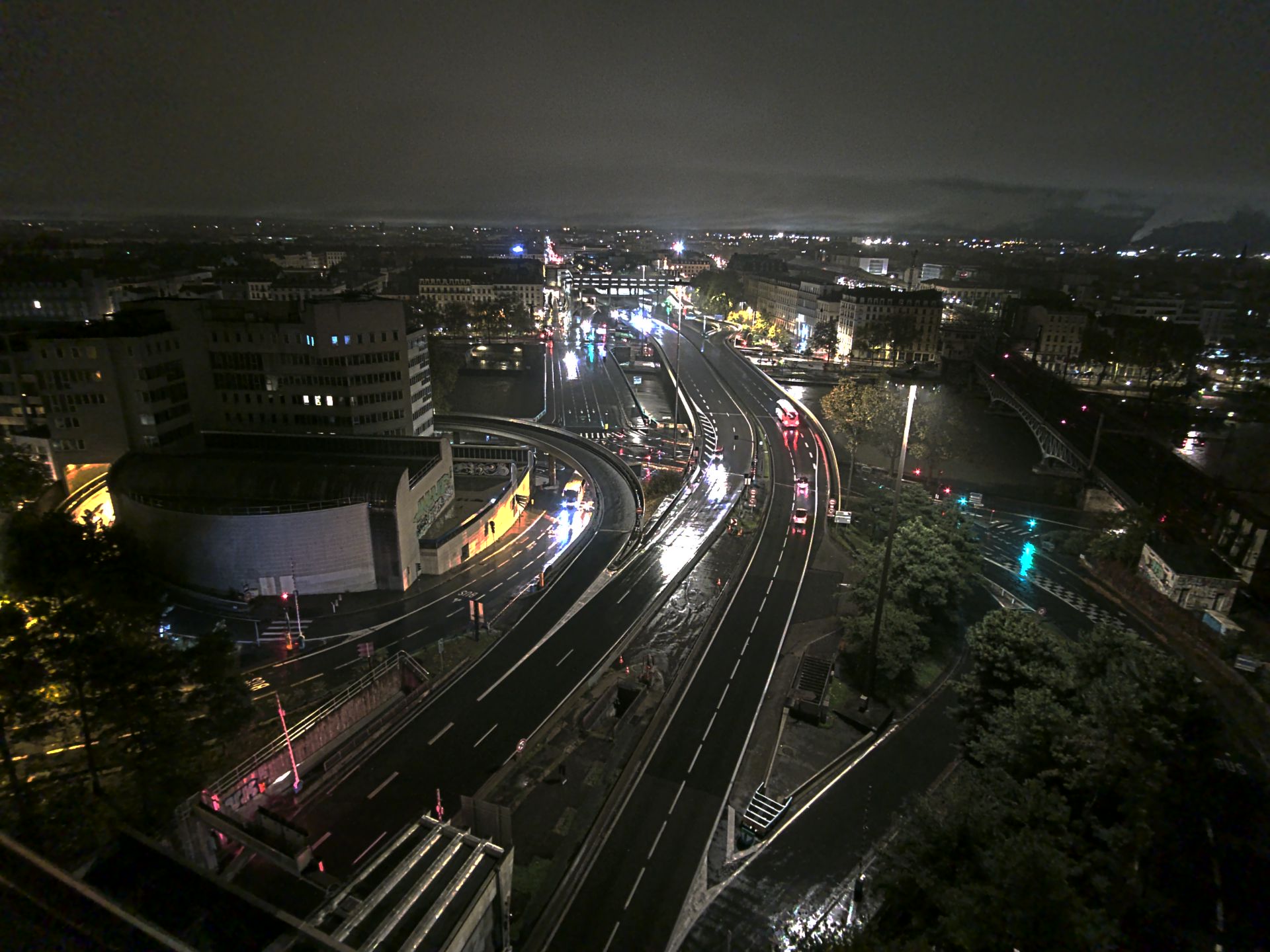 Caméra autoroute à Lyon Perrache à l'entrée Sud du Tunnel sous Fourvière, en direction de Marseille