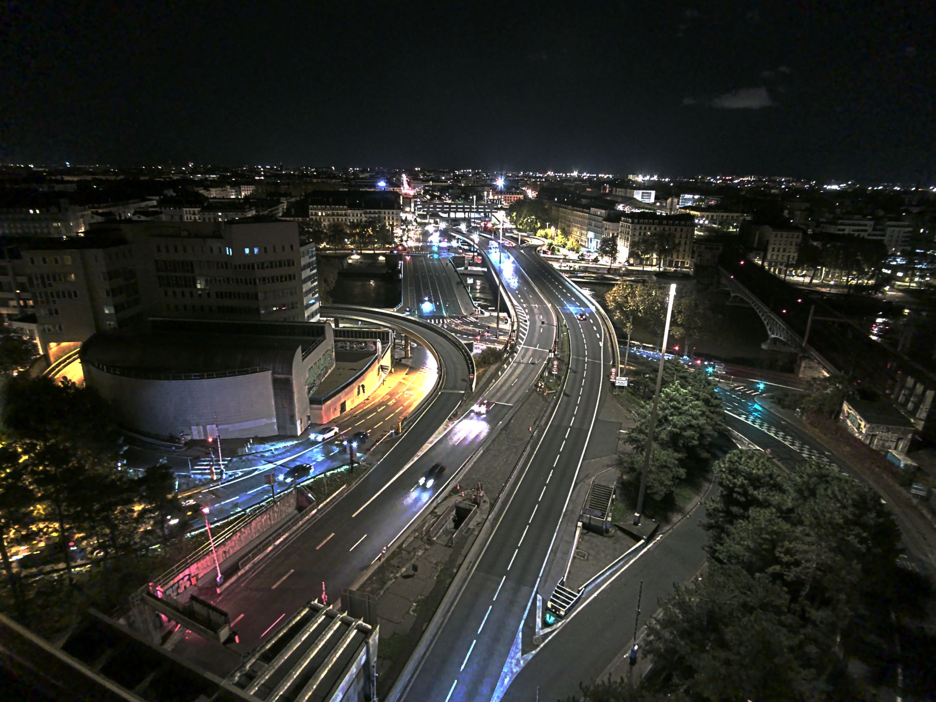 Caméra autoroute à Lyon Perrache à l'entrée Sud du Tunnel sous Fourvière, en direction de Marseille