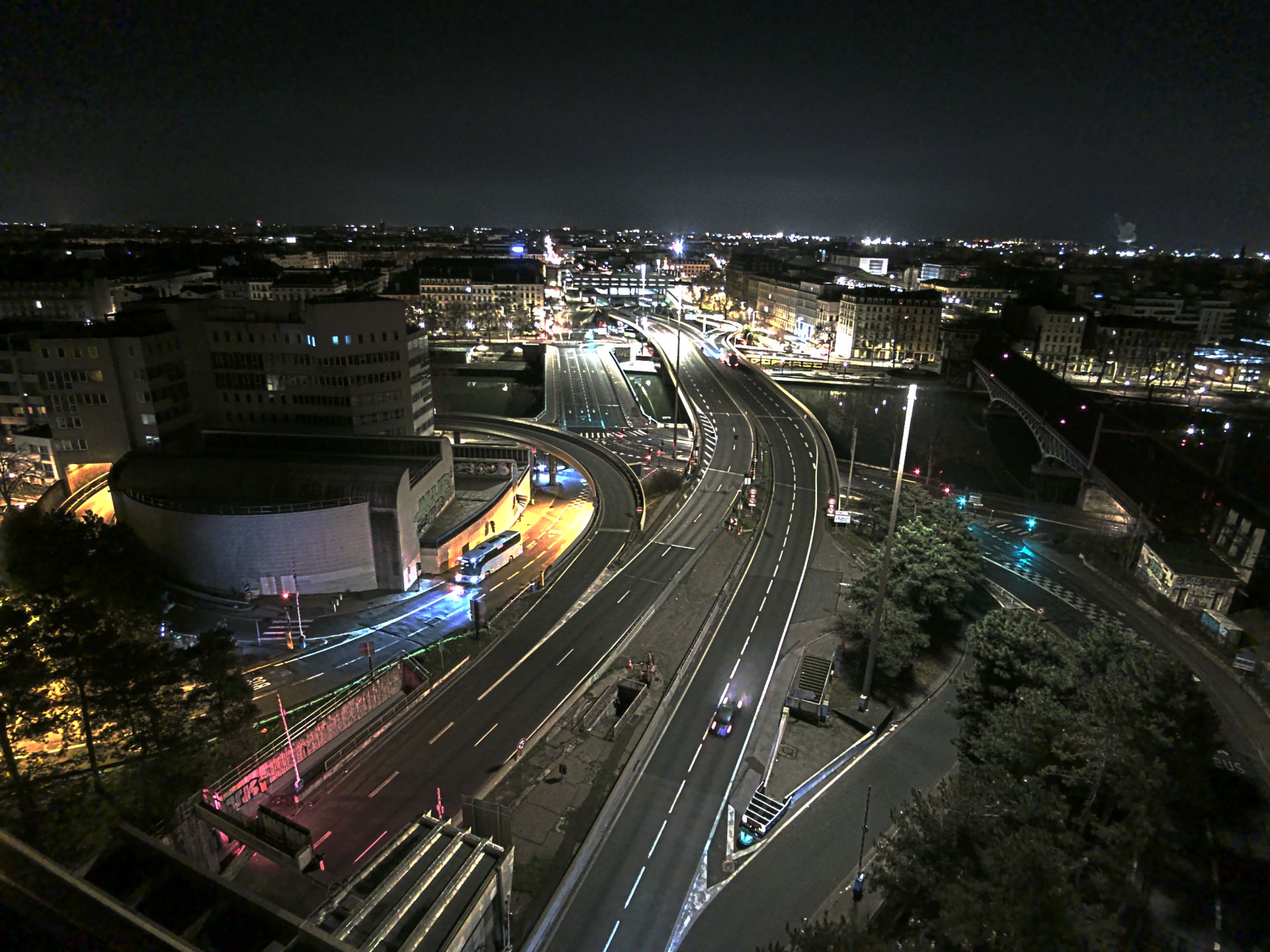 Caméra autoroute à Lyon Perrache à l'entrée Sud du Tunnel sous Fourvière, en direction de Marseille