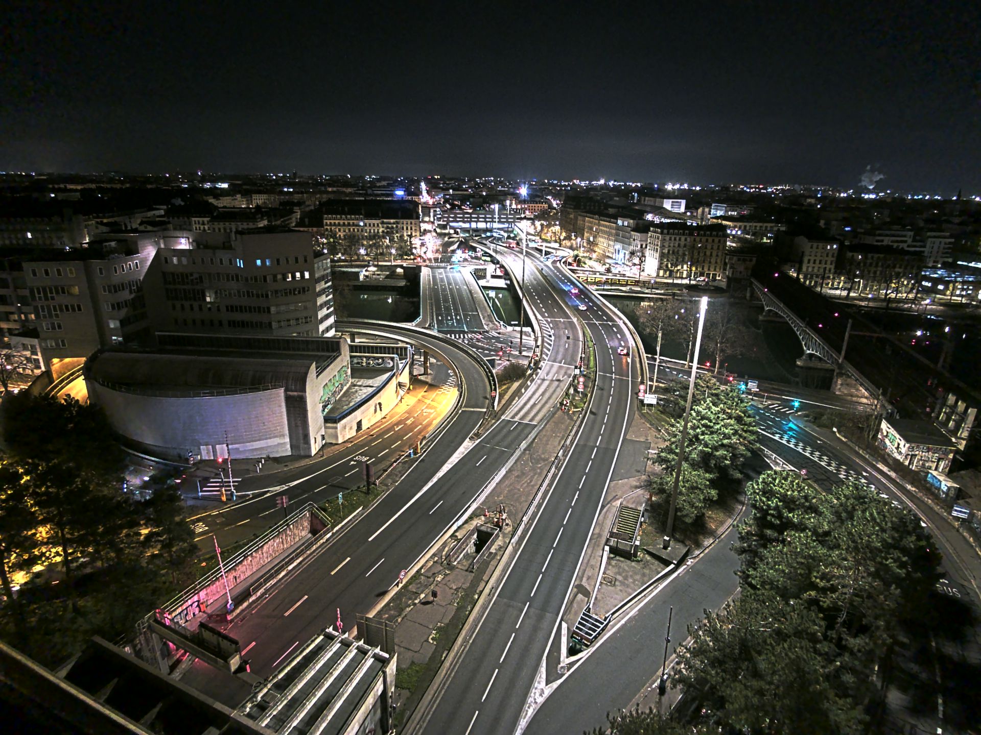 Caméra autoroute à Lyon Perrache à l'entrée Sud du Tunnel sous Fourvière, en direction de Marseille