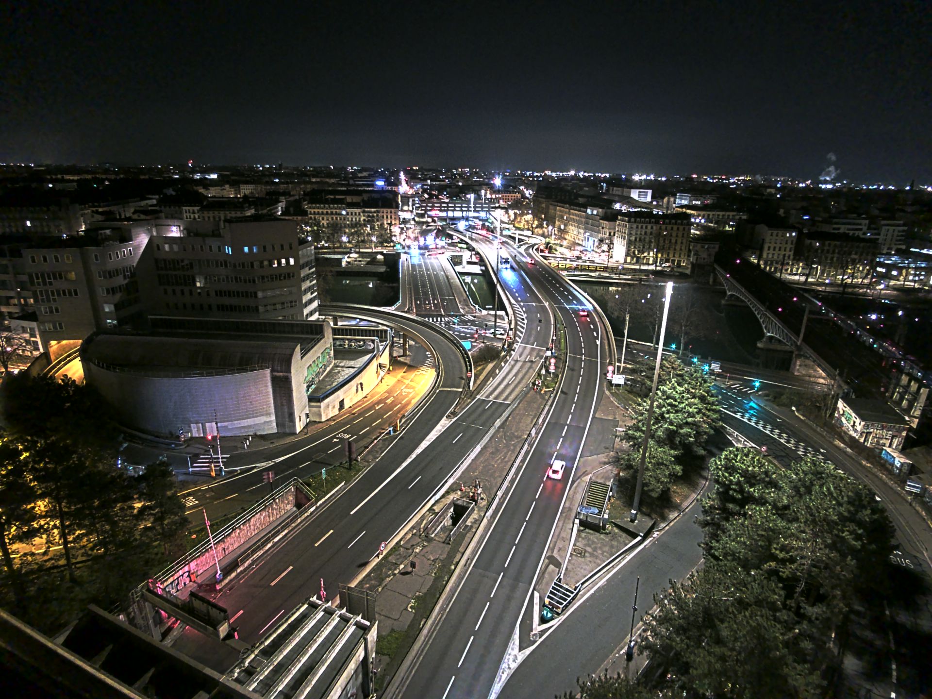 Caméra autoroute à Lyon Perrache à l'entrée Sud du Tunnel sous Fourvière, en direction de Marseille