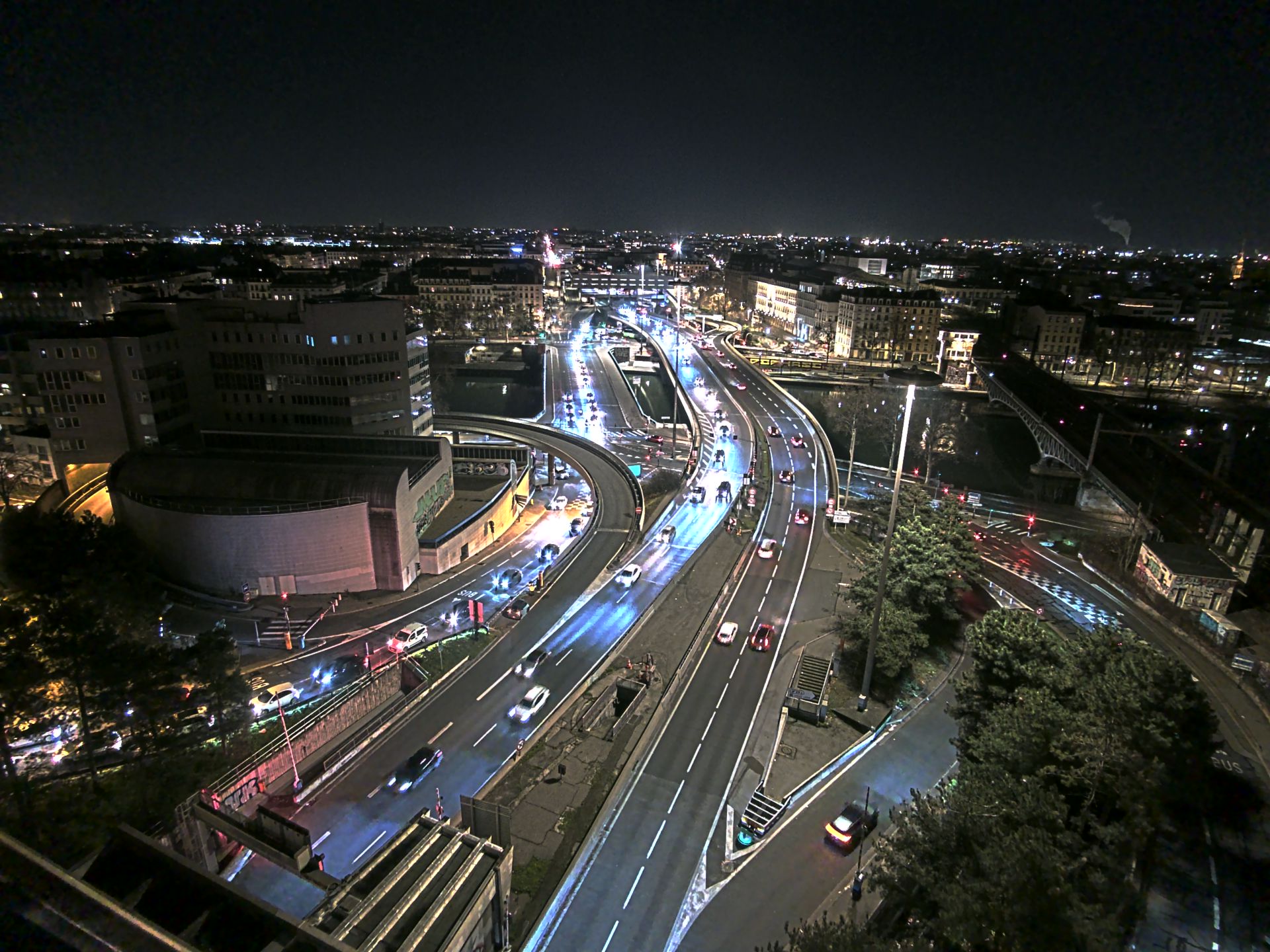 Caméra autoroute à Lyon Perrache à l'entrée Sud du Tunnel sous Fourvière, en direction de Marseille