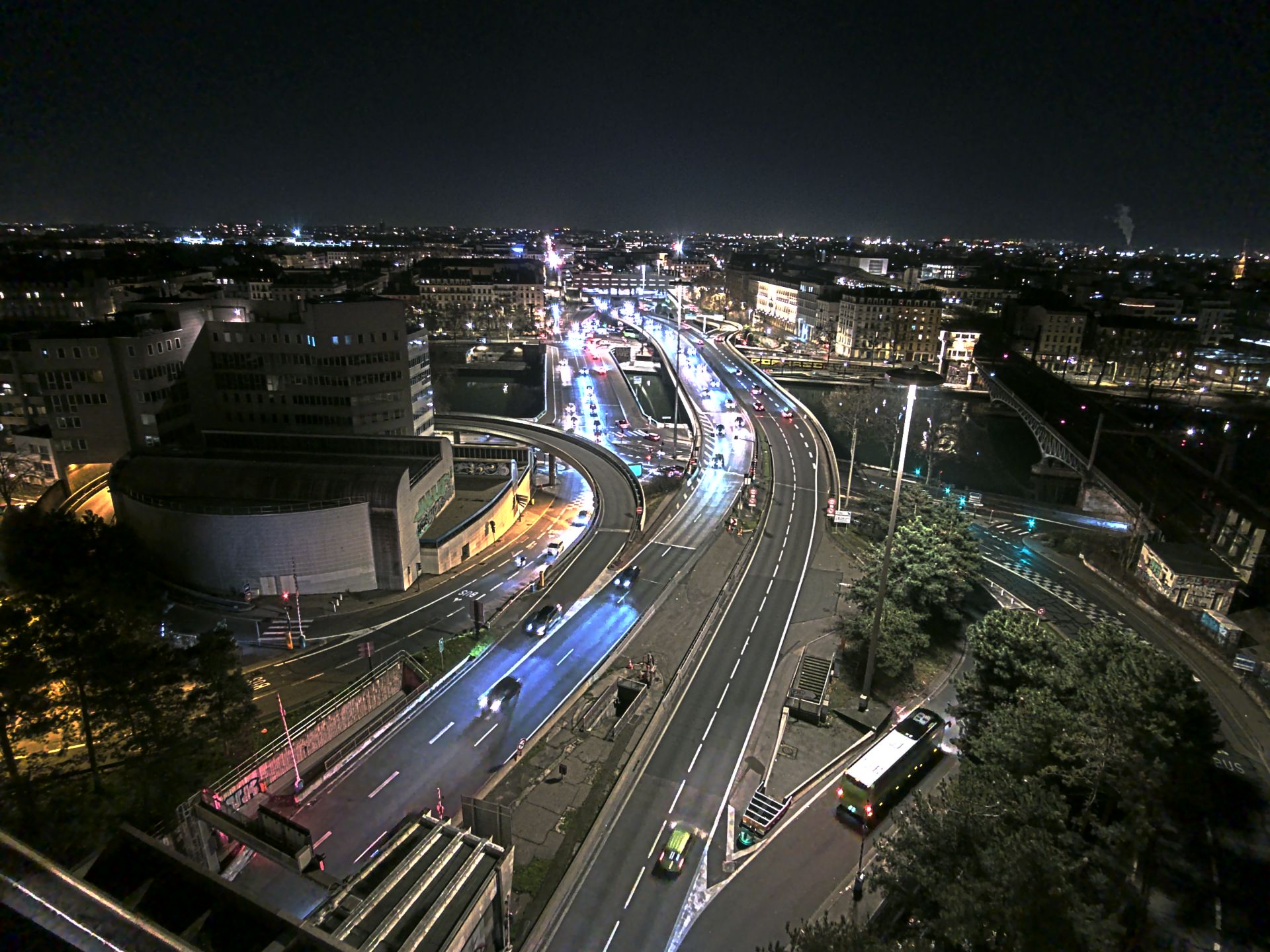 Caméra autoroute à Lyon Perrache à l'entrée Sud du Tunnel sous Fourvière, en direction de Marseille