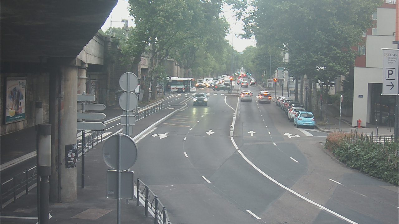 <h2>Webcam à la jonction du boulevard de Stalingrad et de la rue W. Rousseau sur la D48 dans le 6è arrondissement de Lyon</h2>
