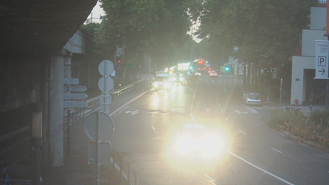 Webcam à la jonction du boulevard de Stalingrad et de la rue W. Rousseau sur la D48 dans le 6è arrondissement de Lyon