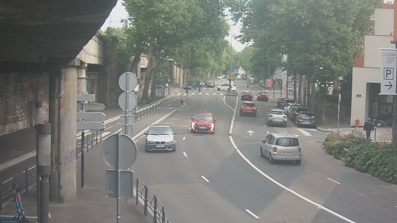 Webcam à la jonction du boulevard de Stalingrad et de la rue W. Rousseau sur la D48 dans le 6è arrondissement de Lyon