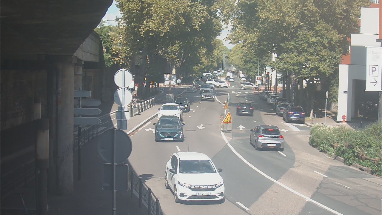 <h2>Webcam à la jonction du boulevard de Stalingrad et de la rue W. Rousseau sur la D48 dans le 6è arrondissement de Lyon</h2>
