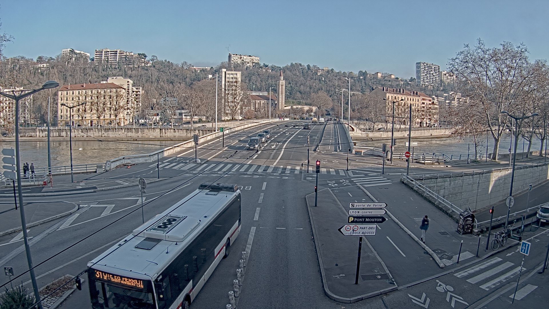 Webcam à Lyon au niveau du pont Clémenceau sur la D506. Vue orientée vers le tunnel de la Croix-Rousse