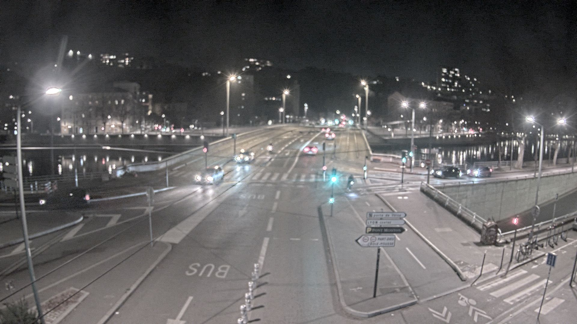 Webcam à Lyon au niveau du pont Clémenceau sur la D506. Vue orientée vers le tunnel de la Croix-Rousse