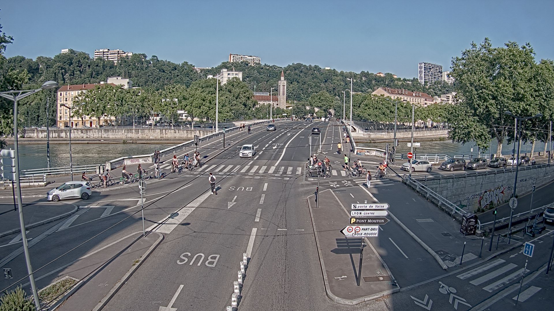 Webcam à Lyon au niveau du pont Clémenceau sur la D506. Vue orientée vers le tunnel de la Croix-Rousse