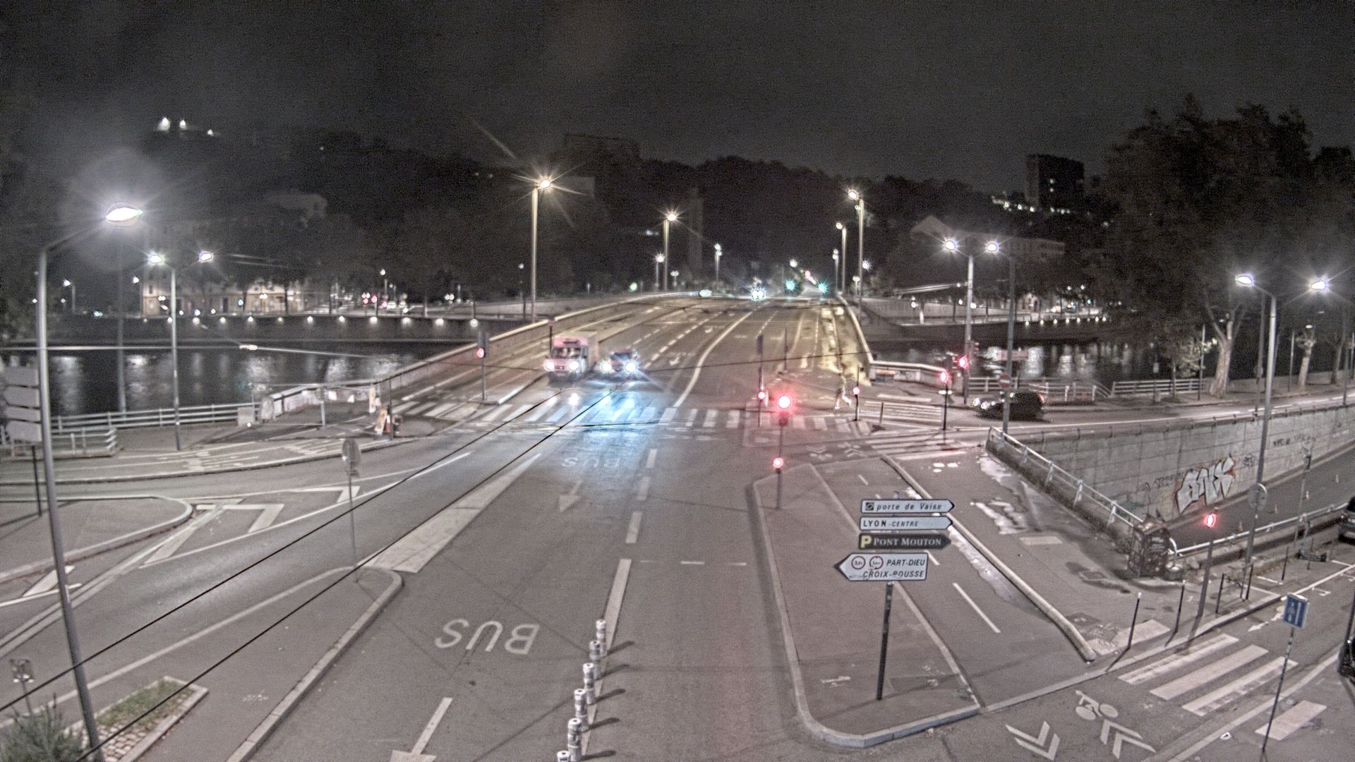 Webcam à Lyon au niveau du pont Clémenceau sur la D506. Vue orientée vers le tunnel de la Croix-Rousse