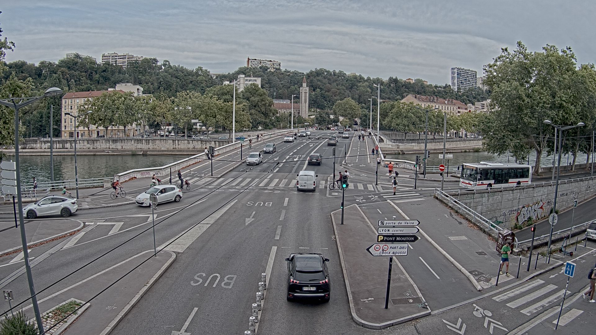Webcam à Lyon au niveau du pont Clémenceau sur la D506. Vue orientée vers le tunnel de la Croix-Rousse