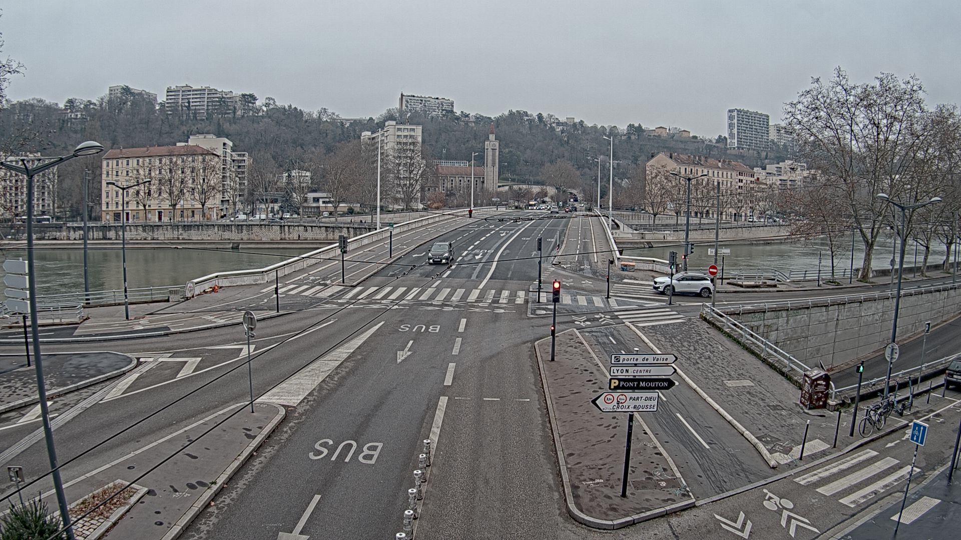 Webcam à Lyon au niveau du pont Clémenceau sur la D506. Vue orientée vers le tunnel de la Croix-Rousse