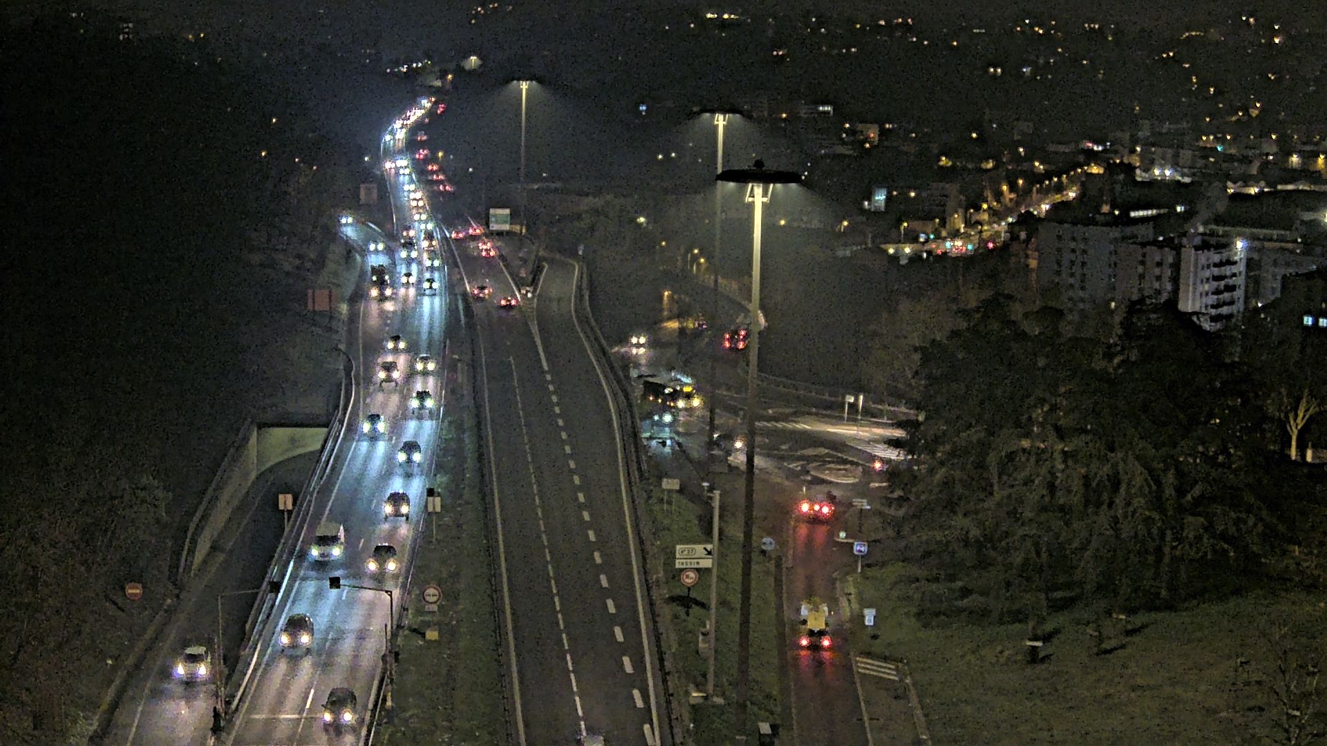 Caméra autoroute à Lyon, entrée Nord du Tunnel sous Fourvière, en direction de Paris