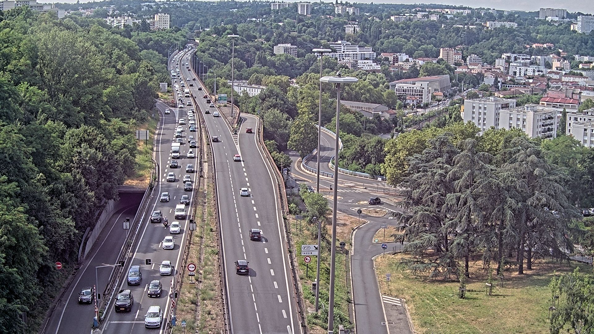 Caméra autoroute à Lyon, entrée Nord du Tunnel sous Fourvière, en direction de Paris