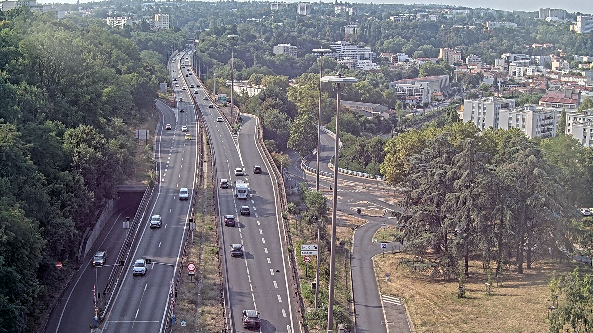 <h2>Caméra autoroute à Lyon, entrée Nord du Tunnel sous Fourvière, en direction de Paris</h2>