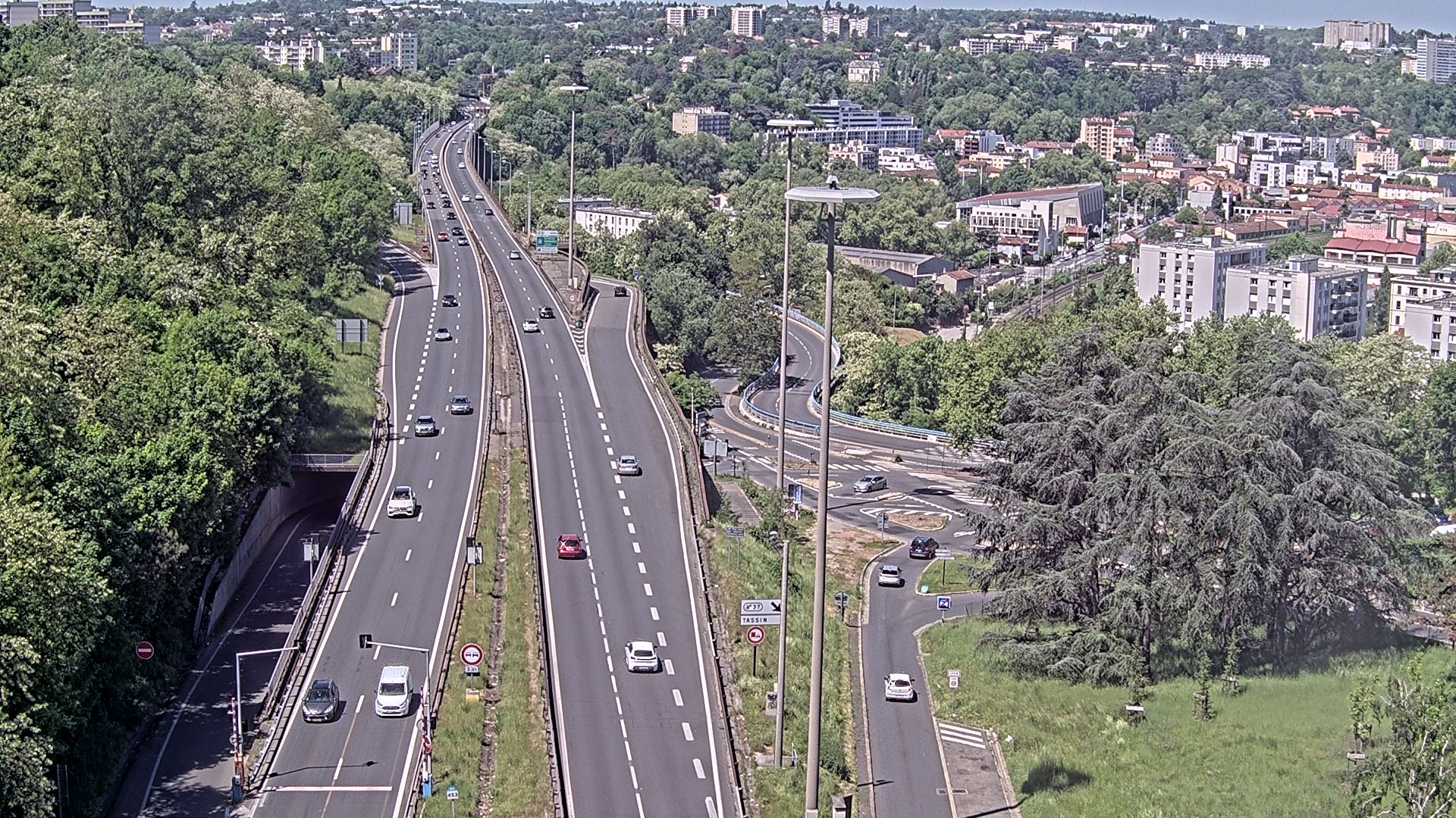 Caméra autoroute à Lyon, entrée Nord du Tunnel sous Fourvière, en direction de Paris