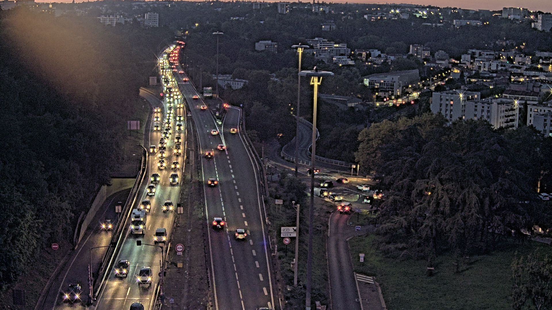 Caméra autoroute à Lyon, entrée Nord du Tunnel sous Fourvière, en direction de Paris