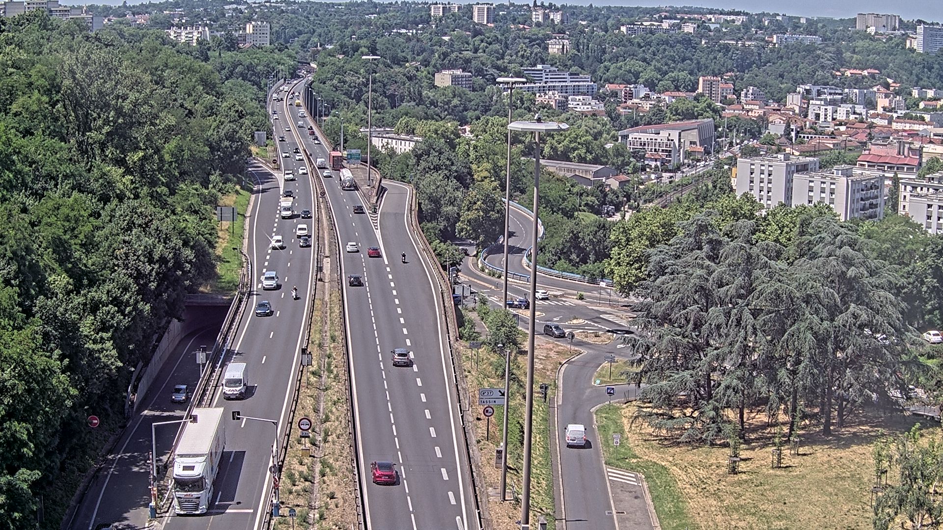 <h2>Caméra autoroute à Lyon, entrée Nord du Tunnel sous Fourvière, en direction de Paris</h2>