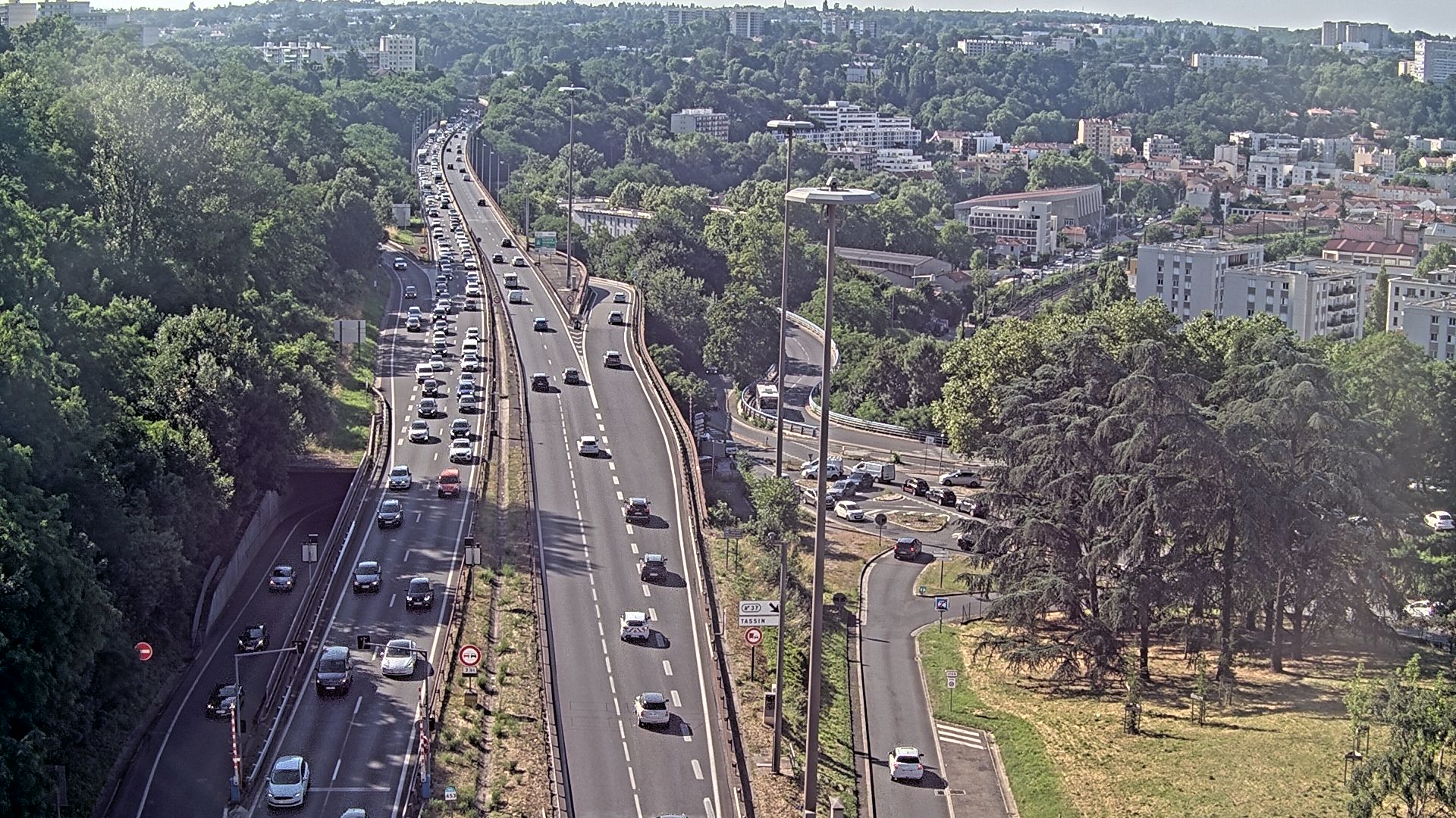 <h2>Caméra autoroute à Lyon, entrée Nord du Tunnel sous Fourvière, en direction de Paris</h2>