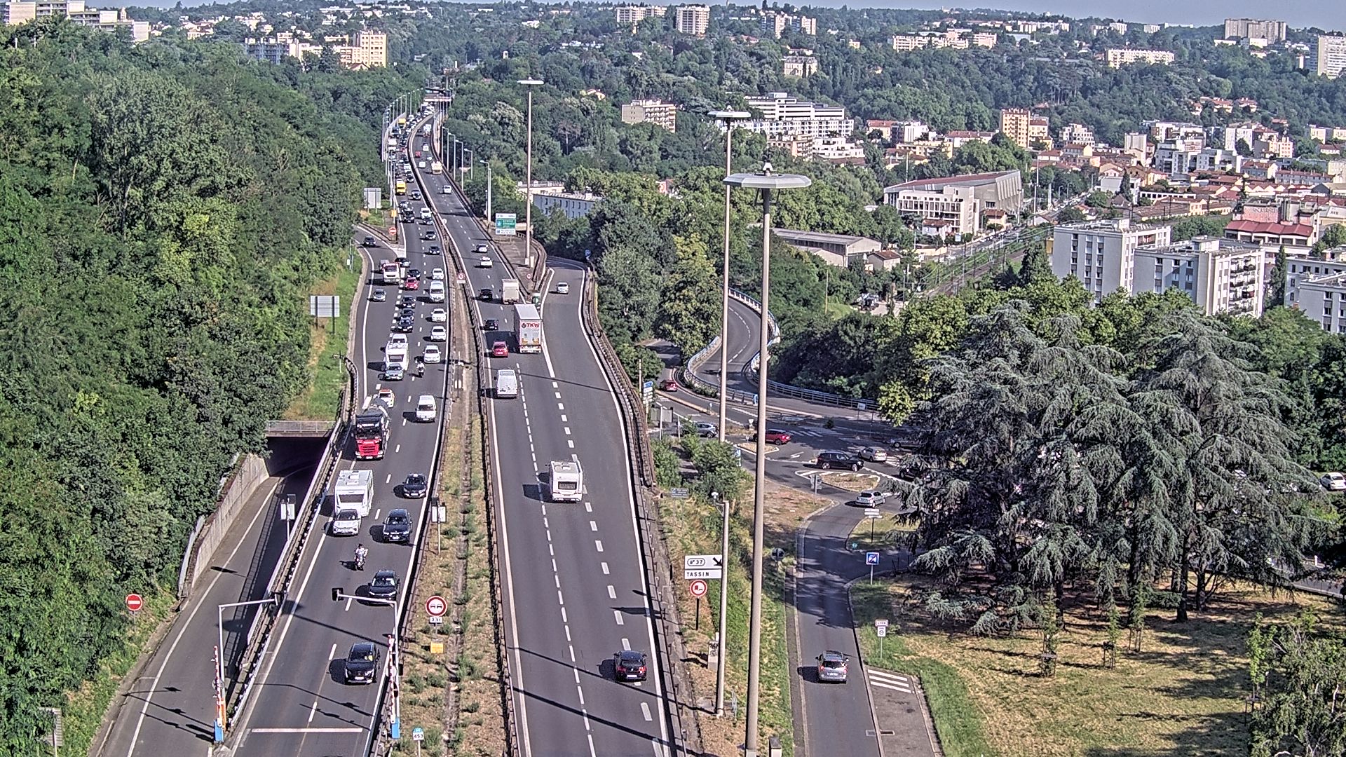 Caméra autoroute à Lyon, entrée Nord du Tunnel sous Fourvière, en direction de Paris