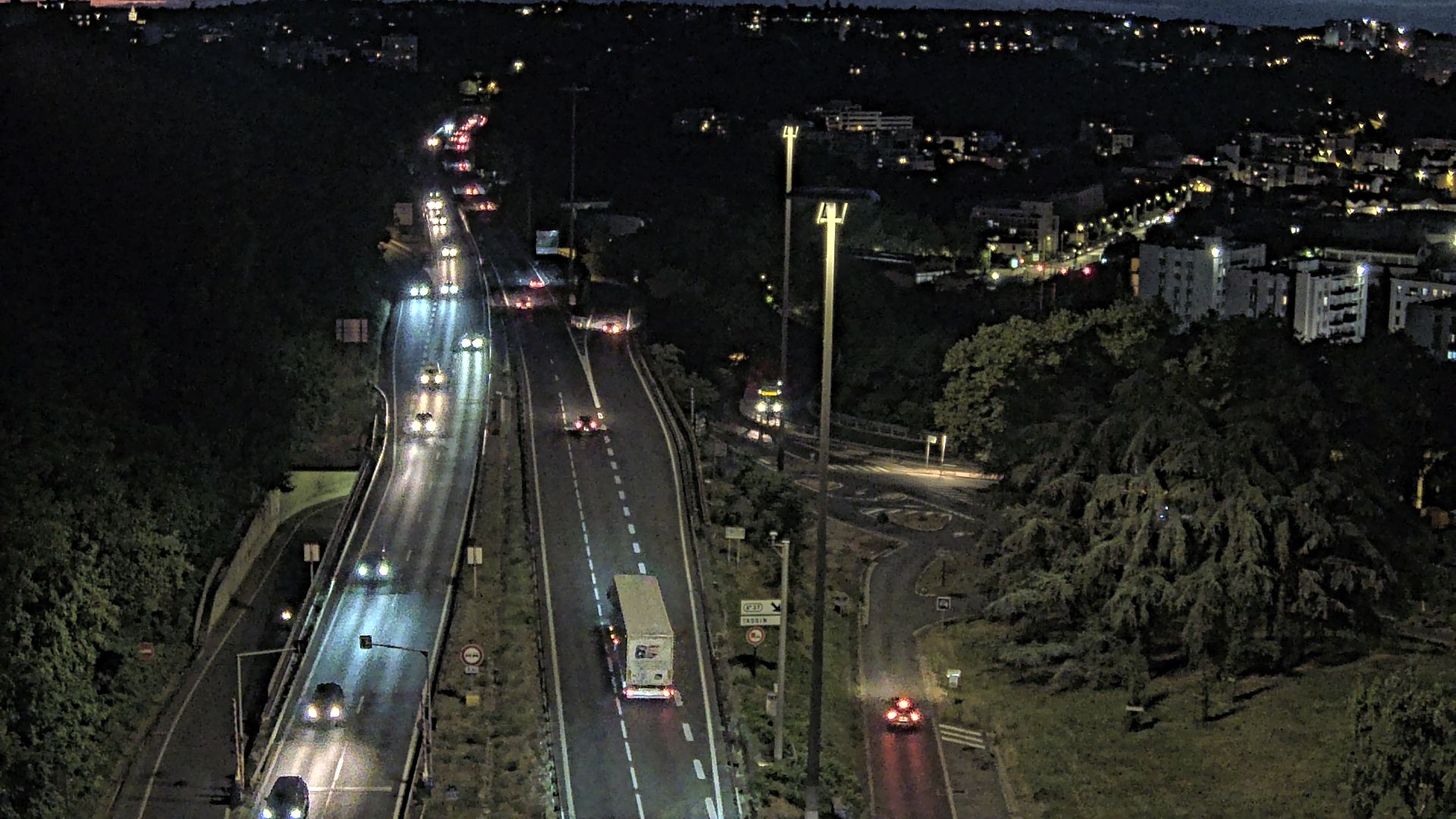 Caméra autoroute à Lyon, entrée Nord du Tunnel sous Fourvière, en direction de Paris