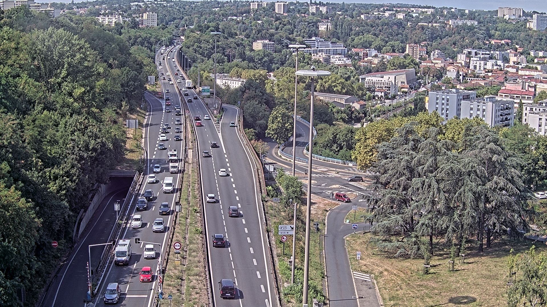 <h2>Caméra autoroute à Lyon, entrée Nord du Tunnel sous Fourvière, en direction de Paris</h2>