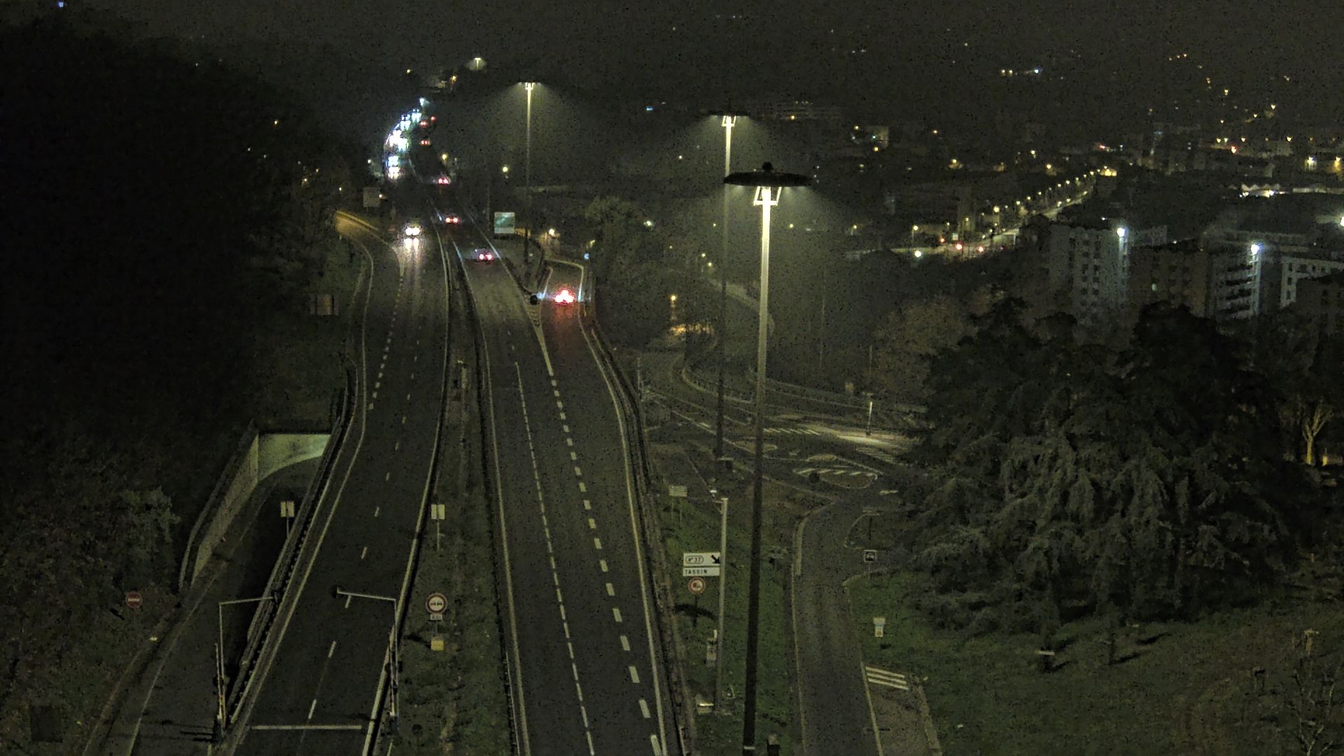 Caméra autoroute à Lyon, entrée Nord du Tunnel sous Fourvière, en direction de Paris