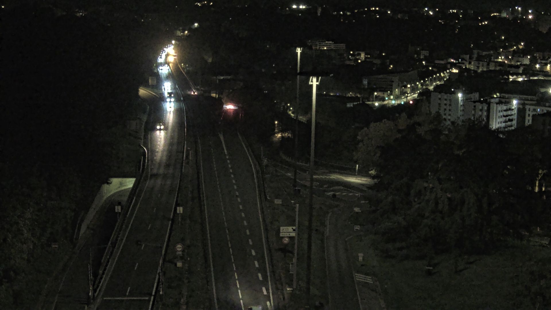 Caméra autoroute à Lyon, entrée Nord du Tunnel sous Fourvière, en direction de Paris