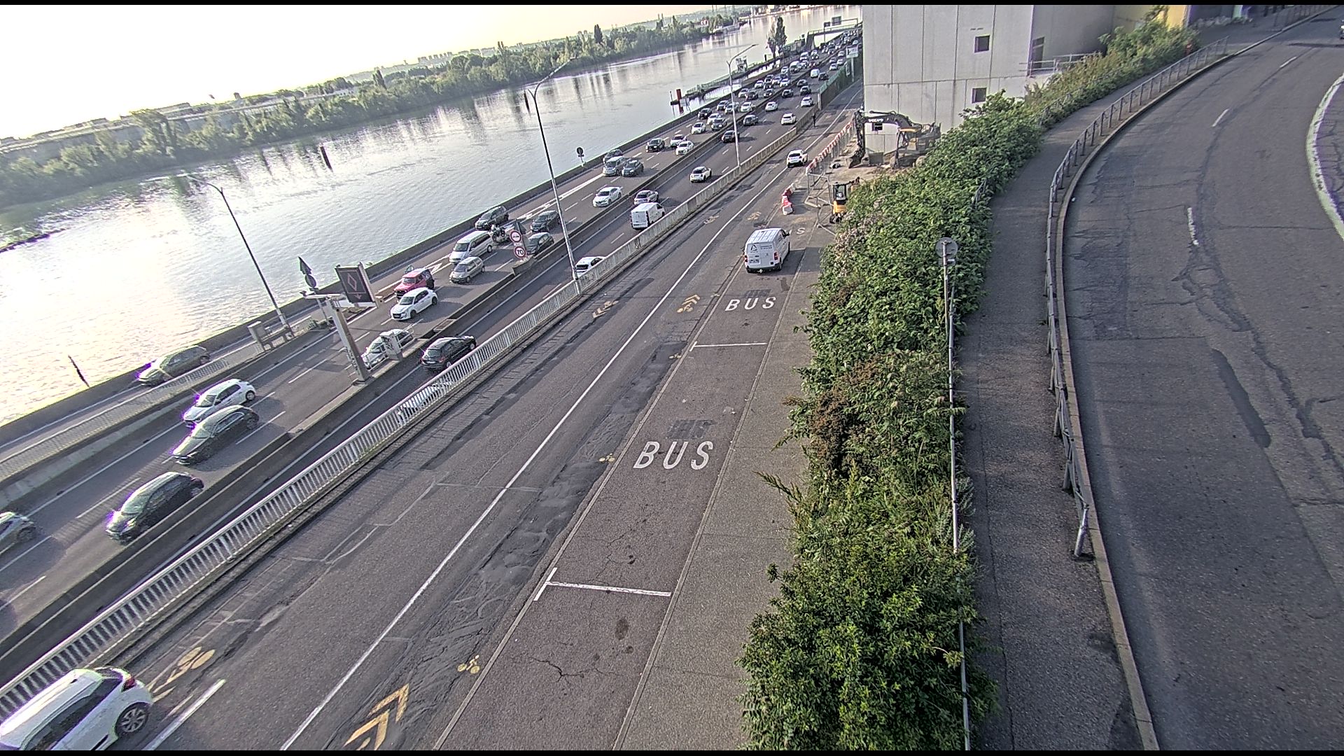 Caméra trafic sur A7 à Lyon, au niveau du Pont de la Mulatière, vue orientée vers Marseille