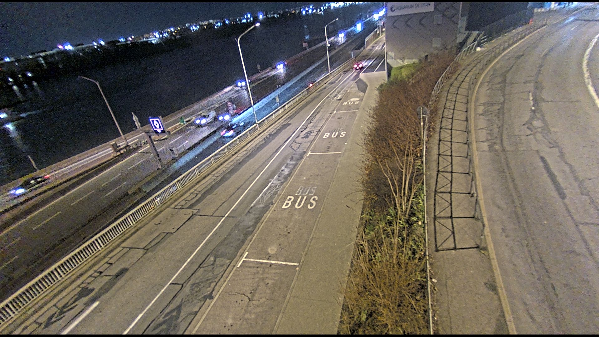 Caméra trafic sur A7 à Lyon, au niveau du Pont de la Mulatière, vue orientée vers Marseille
