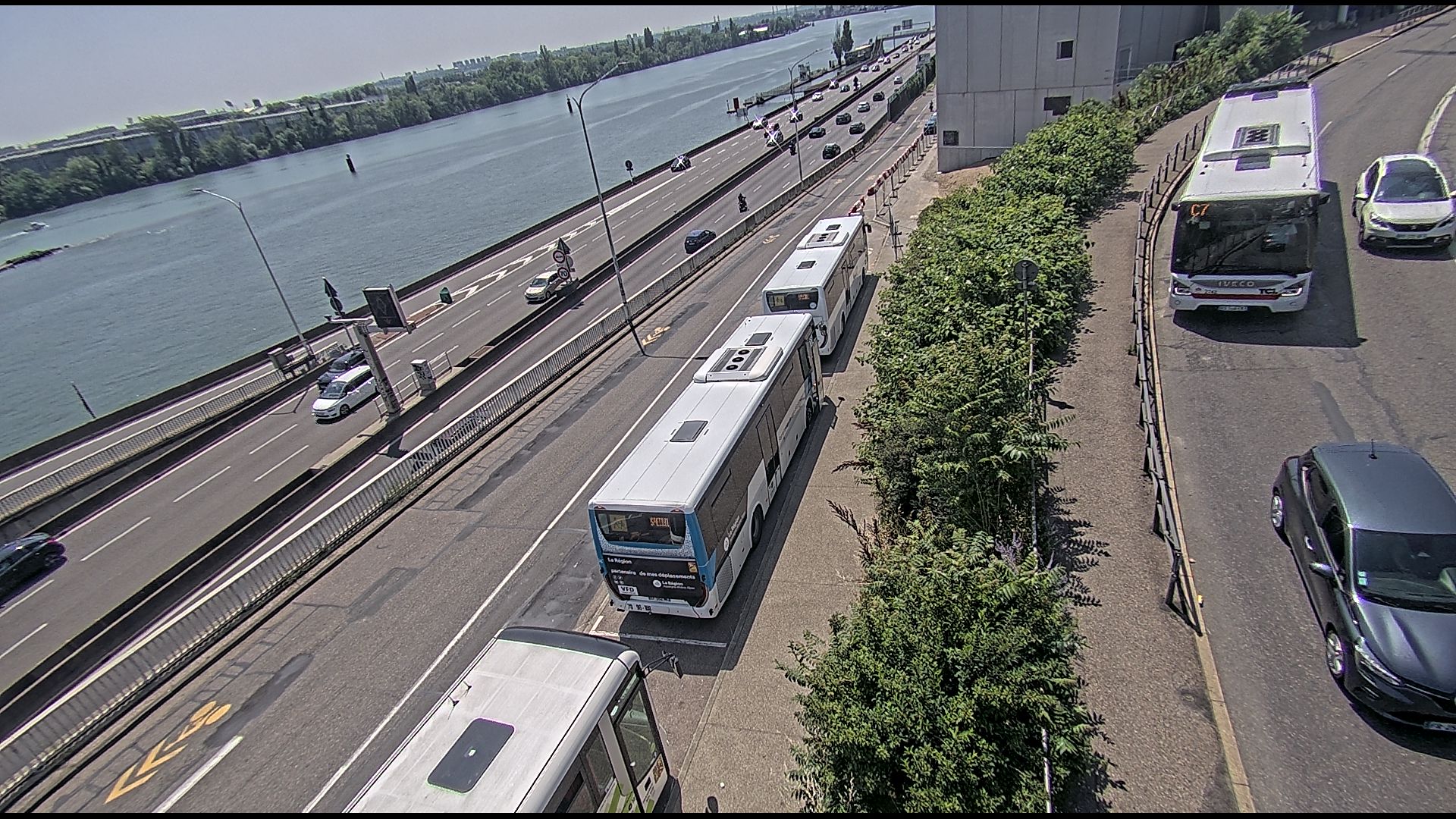 Caméra trafic sur A7 à Lyon, au niveau du Pont de la Mulatière, vue orientée vers Marseille