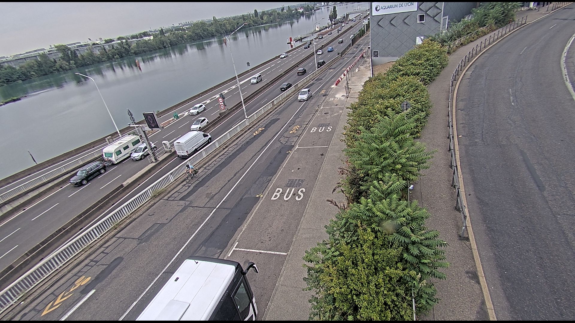 <h2>Caméra trafic sur A7 à Lyon, au niveau du Pont de la Mulatière, vue orientée vers Marseille</h2>