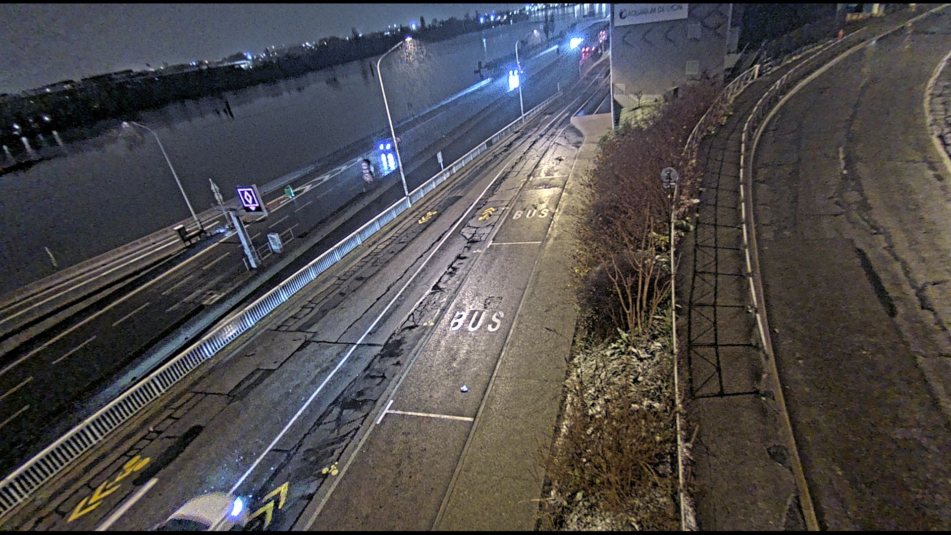 Caméra trafic sur A7 à Lyon, au niveau du Pont de la Mulatière, vue orientée vers Marseille
