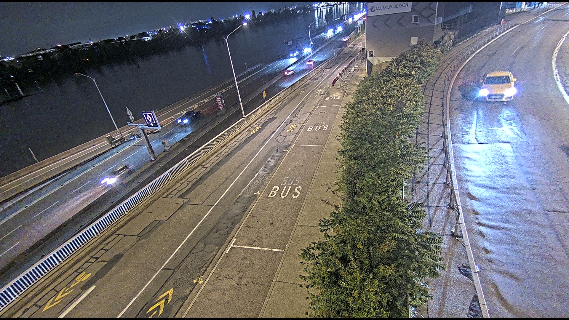 <h2>Caméra trafic sur A7 à Lyon, au niveau du Pont de la Mulatière, vue orientée vers Marseille</h2>